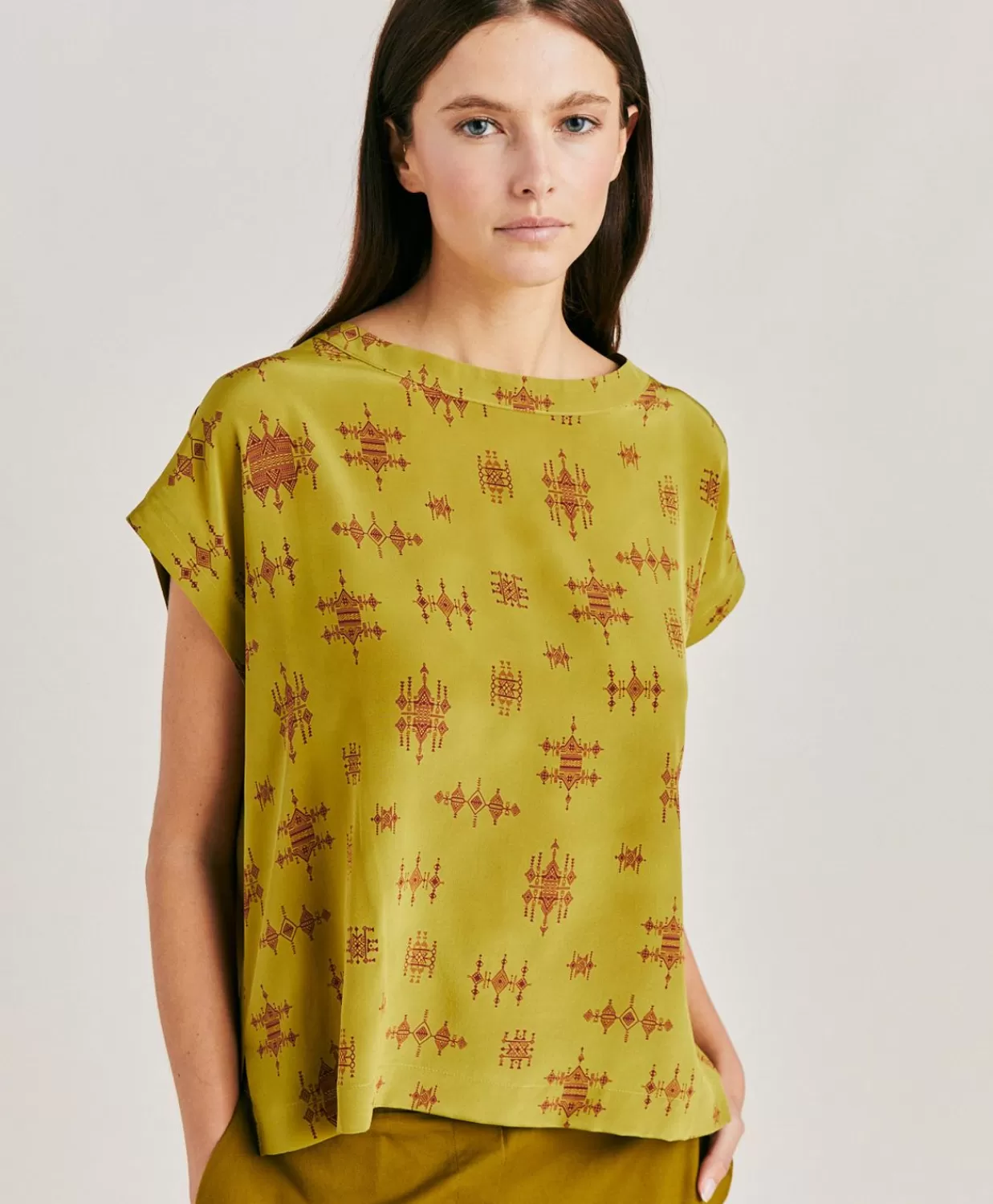 Bluse E Camicie>Momoni Blusa Curacao In Crepe De Chine - Lime/Vino