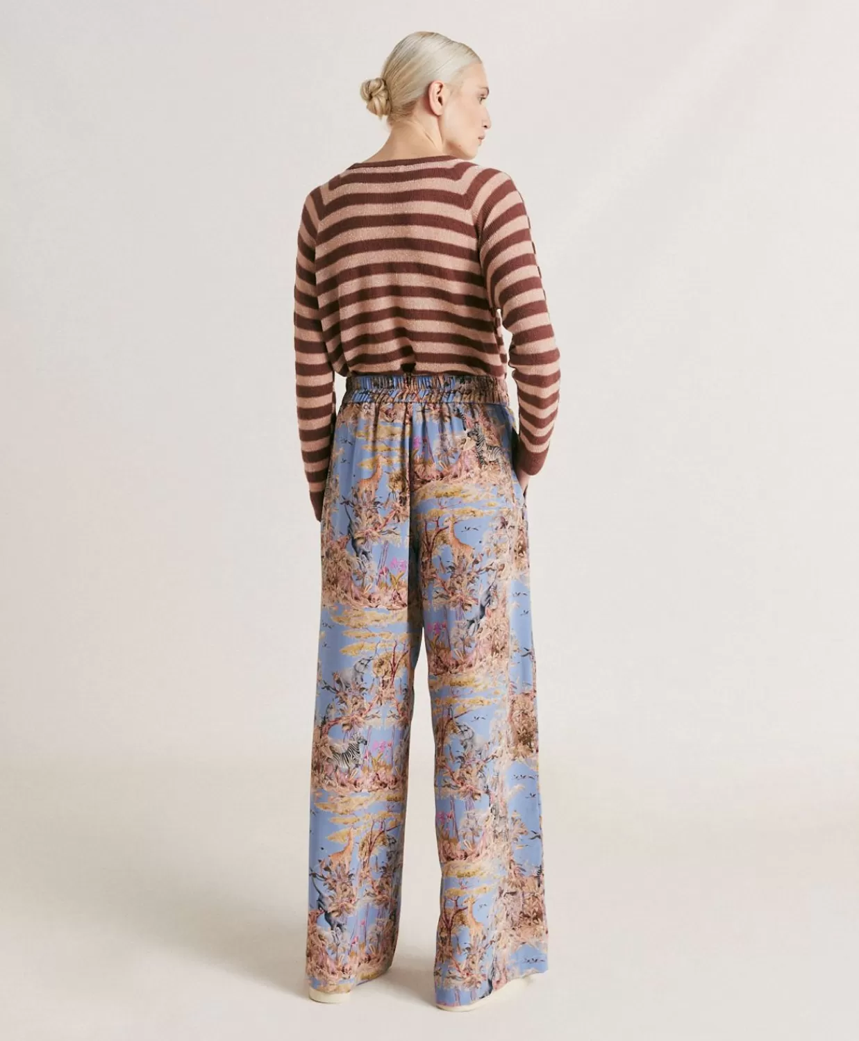 Pantaloni E Shorts>Momoni Pantaloni Baccarat In Crepe De Chine - Ceruleo Multicolor