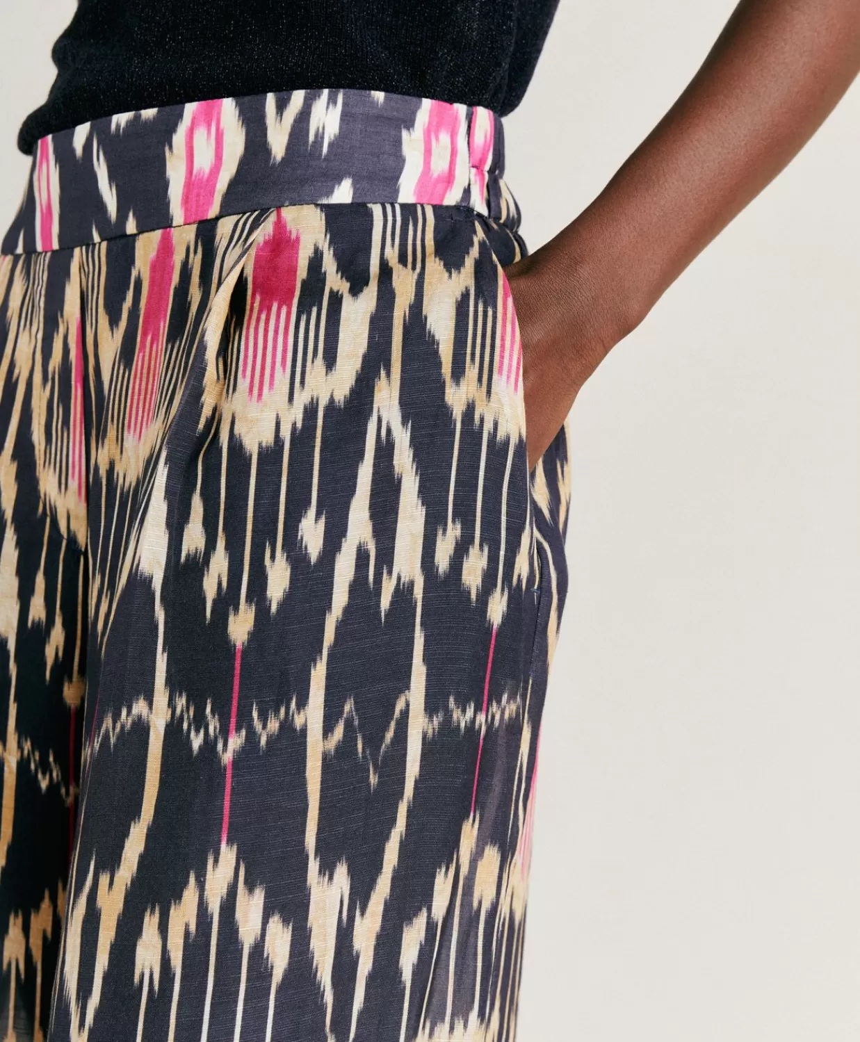 Completi E Talleur>Momoni Short Nina In Viscosa Lino - Multicolor Blu